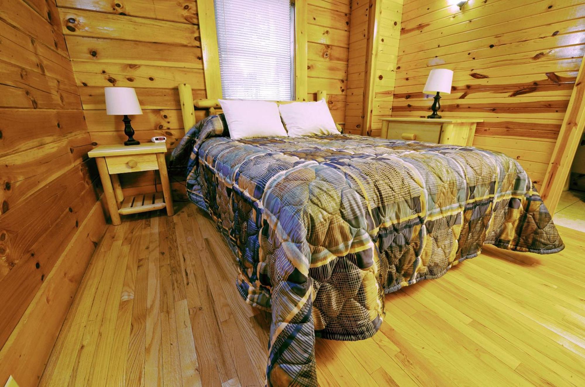 The Cabins At Pine Haven - Beckley Beaver Dış mekan fotoğraf